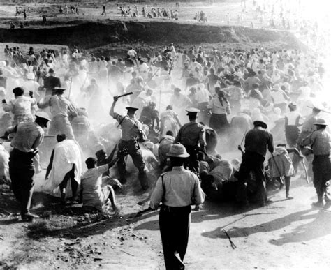  La Masacre de Sharpeville; Una Tragedia Que Impulsó la Lucha contra el Apartheid